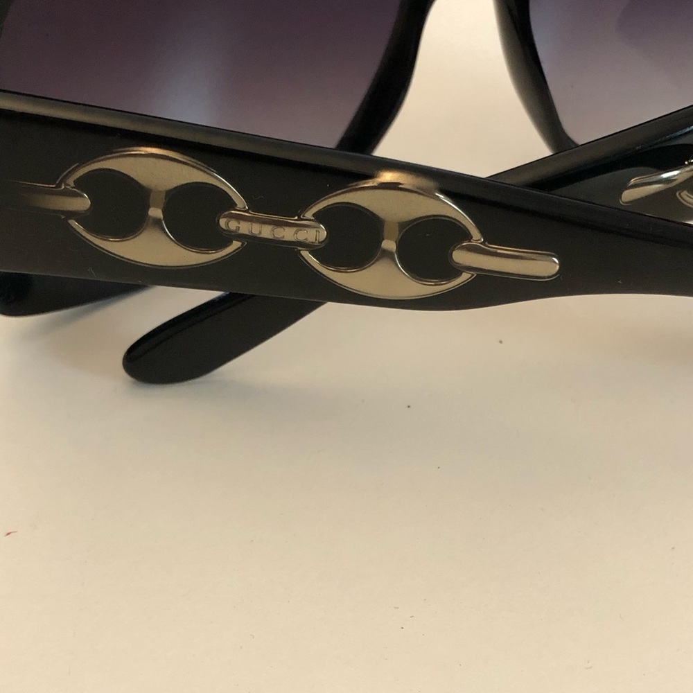 Gucci Black Frames - image 4